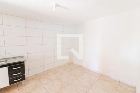 Cozinha de casa para alugar com 1 quarto, 40m² em Jaguaré, São Paulo