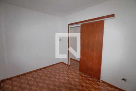 Quarto de casa para alugar com 2 quartos, 65m² em Parque dos Bancarios, São Paulo