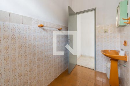 Casa à venda com 380m², 3 quartos e 2 vagasBanheiro 2