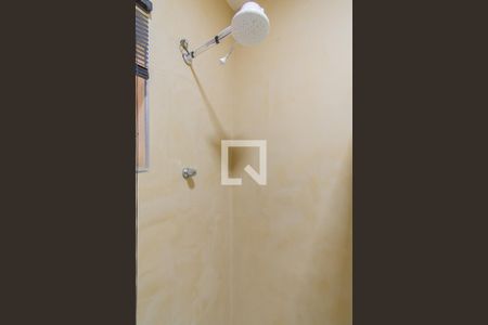 Casa à venda com 380m², 3 quartos e 2 vagasBanheiro