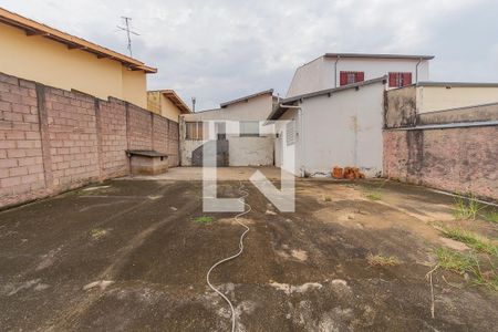 Casa à venda com 380m², 3 quartos e 2 vagasQuintal