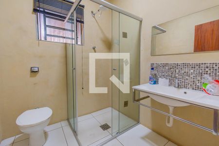 Casa à venda com 380m², 3 quartos e 2 vagasBanheiro