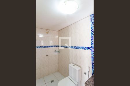 Casa à venda com 148m², 3 quartos e 2 vagas Casa à venda com 148m², 3 quartos e 2 vagasBanheiro da Suíte 1