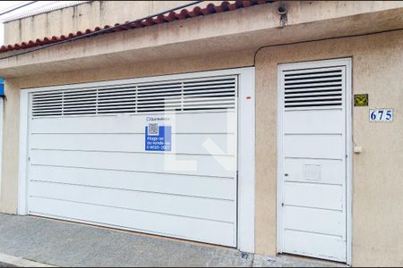 Casa à venda com 148m², 3 quartos e 2 vagas Casa à venda com 148m², 3 quartos e 2 vagasFachada