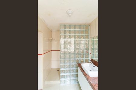 Casa à venda com 148m², 3 quartos e 2 vagas Casa à venda com 148m², 3 quartos e 2 vagasBanheiro da Suíte 2
