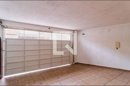 Casa à venda com 148m², 3 quartos e 2 vagas Casa à venda com 148m², 3 quartos e 2 vagasGaragem