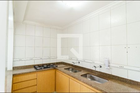 Casa à venda com 148m², 3 quartos e 2 vagas Casa à venda com 148m², 3 quartos e 2 vagasCozinha