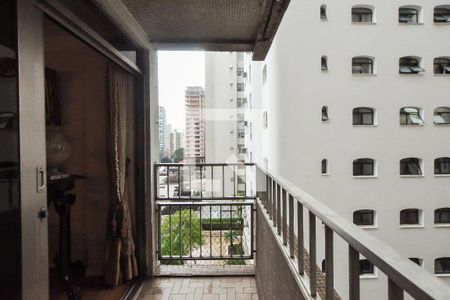 Varanda de apartamento à venda com 3 quartos, 210m² em Jardim Paulista, São Paulo
