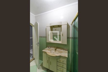 Casa à venda com 240m², 3 quartos e 3 vagasBanheiro