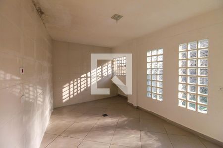 Casa à venda com 240m², 3 quartos e 3 vagasEscritório