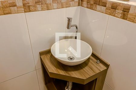 Casa para alugar com 200m², 3 quartos e 4 vagasDetalhe Lavabo