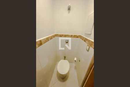 Casa para alugar com 200m², 3 quartos e 4 vagasLavabo