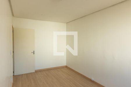 Quarto de apartamento à venda com 1 quarto, 43m² em Jardim Itu Sabará, Porto Alegre