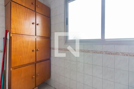 Apartamento à venda com 64m², 2 quartos e 1 vagaÁrea de Serviço 