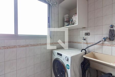 Apartamento à venda com 64m², 2 quartos e 1 vagaÁrea de Serviço 