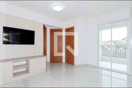 Sala/Cozinha de apartamento para alugar com 2 quartos, 47m² em Vila Galvão, Guarulhos