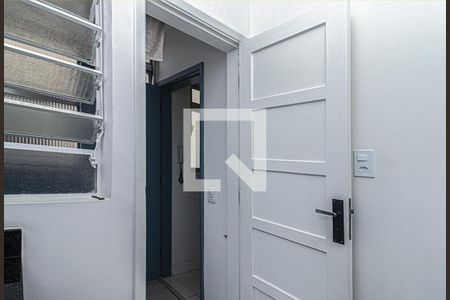Apartamento à venda com 114m², 2 quartos e sem vaga Apartamento à venda com 114m², 2 quartos e sem vagaQuarto de Serviço