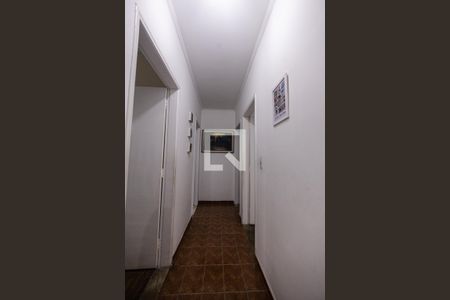 Casa à venda com 200m², 3 quartos e 3 vagasCorredor