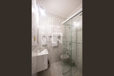 Casa à venda com 200m², 3 quartos e 3 vagasBanheiro Quarto 3