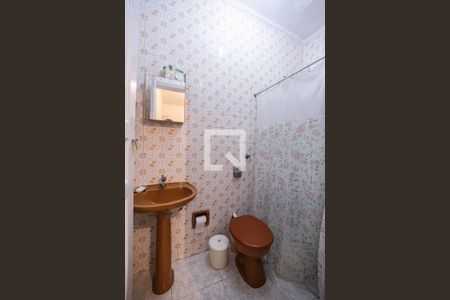 Casa à venda com 200m², 3 quartos e 3 vagasBanheiro de Serviço