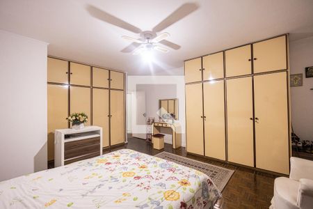 Casa à venda com 200m², 3 quartos e 3 vagasQuarto 2