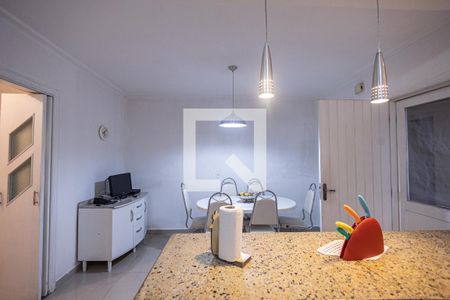 Casa à venda com 200m², 3 quartos e 3 vagasCozinha