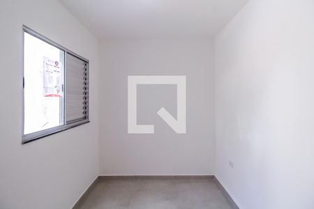 Quarto 2 de casa para alugar com 2 quartos, 65m² em Vila Divina Pastora, São Paulo