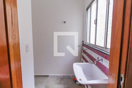 Casa para alugar com 65m², 2 quartos e sem vagaÁrea de Serviço