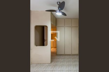 Apartamento à venda com 323m², 4 quartos e 2 vagasQuarto 4