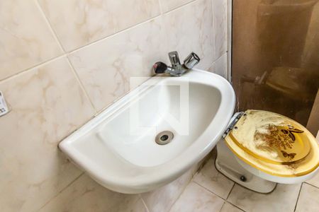 Apartamento à venda com 323m², 4 quartos e 2 vagasBanheiro de serviço