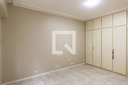 Apartamento à venda com 323m², 4 quartos e 2 vagasQuarto 1
