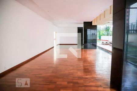 Apartamento à venda com 323m², 4 quartos e 2 vagasSalão de festas