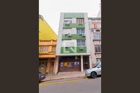 Apartamento à venda com 46m², 1 quarto e sem vaga Apartamento à venda com 46m², 1 quarto e sem vagaFachada