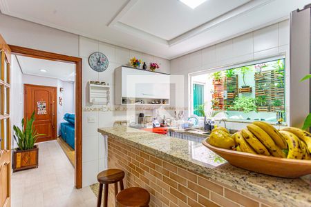 Casa à venda com 214m², 2 quartos e 3 vagas Casa à venda com 214m², 2 quartos e 3 vagasCozinha