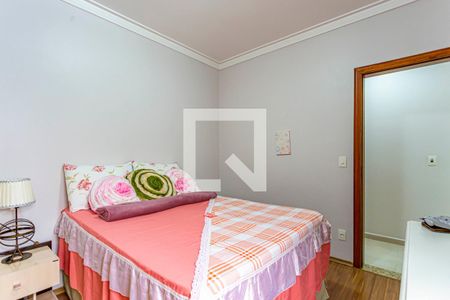 Casa à venda com 214m², 2 quartos e 3 vagas Casa à venda com 214m², 2 quartos e 3 vagasQuarto 1