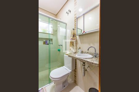 Casa à venda com 214m², 2 quartos e 3 vagas Casa à venda com 214m², 2 quartos e 3 vagasBanheiro