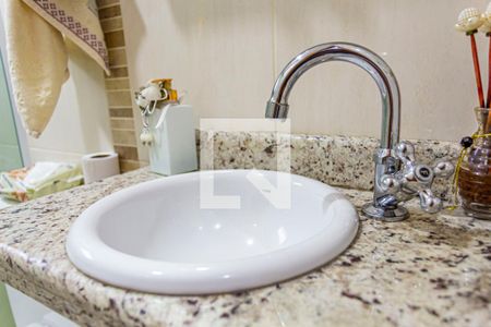 Casa à venda com 214m², 2 quartos e 3 vagas Casa à venda com 214m², 2 quartos e 3 vagasDetalhe do Banheiro