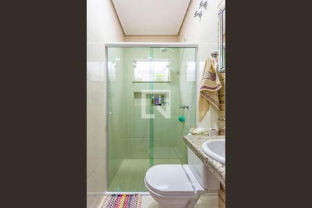 Casa à venda com 214m², 2 quartos e 3 vagas Casa à venda com 214m², 2 quartos e 3 vagasBanheiro