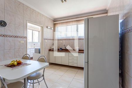 Apartamento à venda com 180m², 3 quartos e 1 vagaCozinha