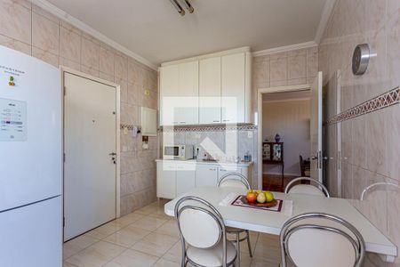 Apartamento à venda com 180m², 3 quartos e 1 vagaCozinha