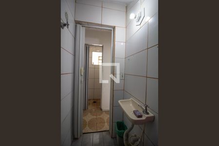Casa para alugar com 90m², 2 quartos e 2 vagas Casa para alugar com 90m², 2 quartos e 2 vagasLavabo
