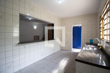 Casa para alugar com 90m², 2 quartos e 2 vagas Casa para alugar com 90m², 2 quartos e 2 vagasCozinha
