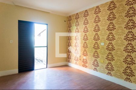 Quarto 1 de casa para alugar com 2 quartos, 180m² em Vila Carrão, São Paulo