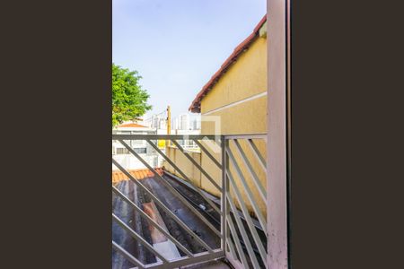 Casa para alugar com 180m², 2 quartos e 2 vagasSacada do Quarto 1