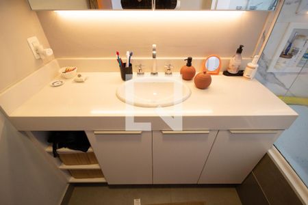 Apartamento à venda com 113m², 3 quartos e 3 vagas Apartamento à venda com 113m², 3 quartos e 3 vagasBanheiro da Suíte 1