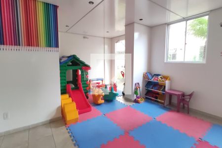 Apartamento para alugar com 50m², 2 quartos e 1 vaga Apartamento para alugar com 50m², 2 quartos e 1 vagaÁrea Comum - Playground
