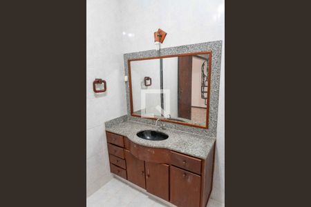 Casa de condomínio para alugar com 539m², 5 quartos e 3 vagas Casa de condomínio para alugar com 539m², 5 quartos e 3 vagasBanheiro Social