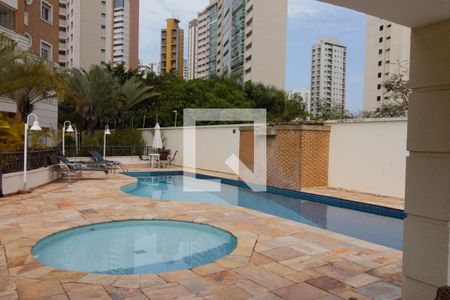 Apartamento à venda com 145m², 3 quartos e 3 vagasÁrea comum - Piscina