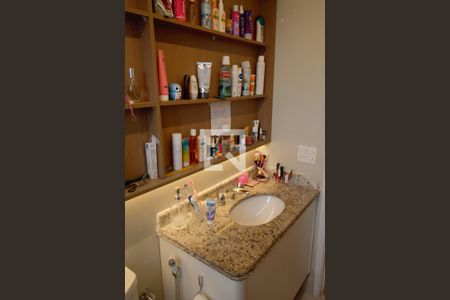 Apartamento à venda com 145m², 3 quartos e 3 vagasBanheiro da Suíte 3