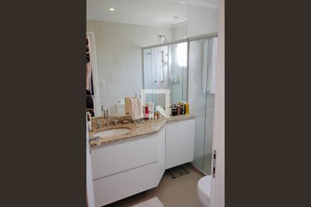 Apartamento à venda com 145m², 3 quartos e 3 vagasBanheiro da Suíte 1